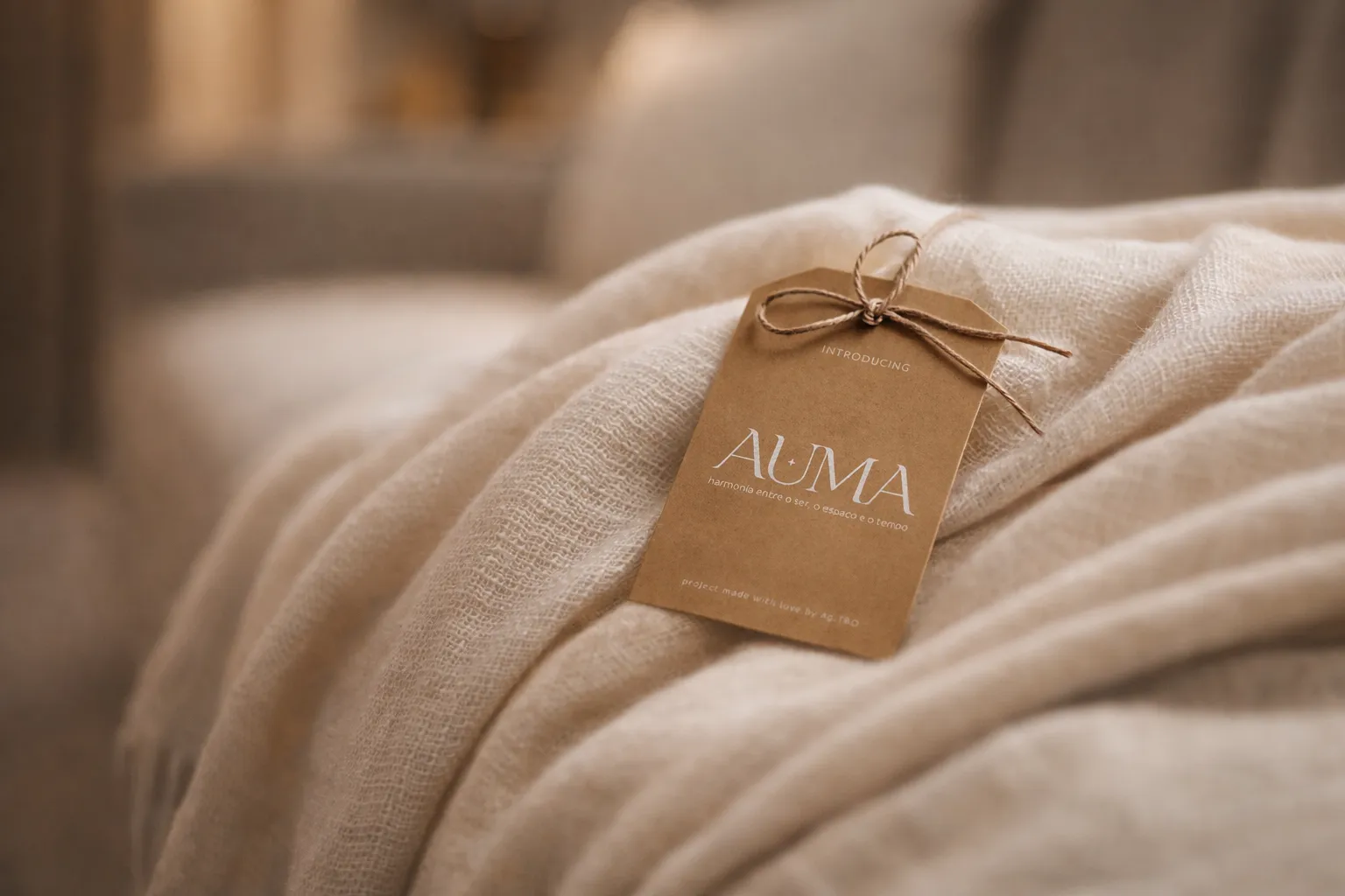 AUMA — Etiqueta e papelaria com identidade visual do empreendimento